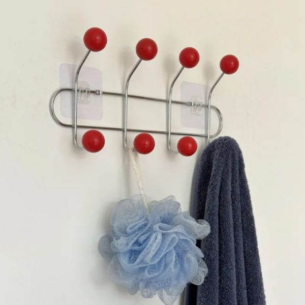Porte manteau vintage boules rouges
