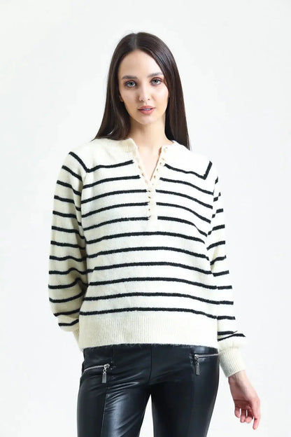 Pull rayé noir et blanc