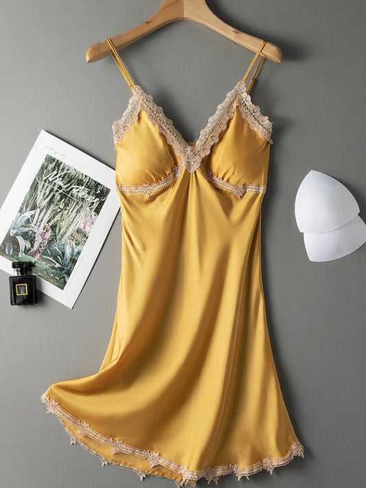 Nuisette Romantique Élégante en Col V "Or" | Pyjama Shop