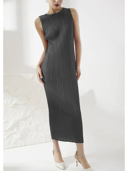 Robe longue plissée grise