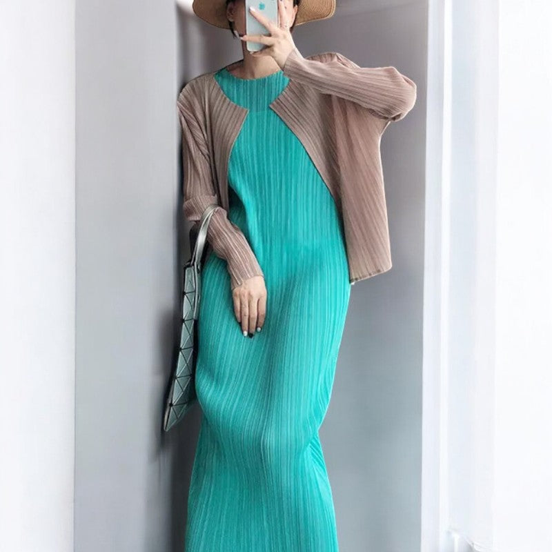 Robe plissée bleu ciel