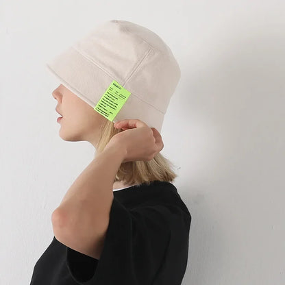 Bob Uni Streetwear – Minimalisme Avec Détail Contrasté