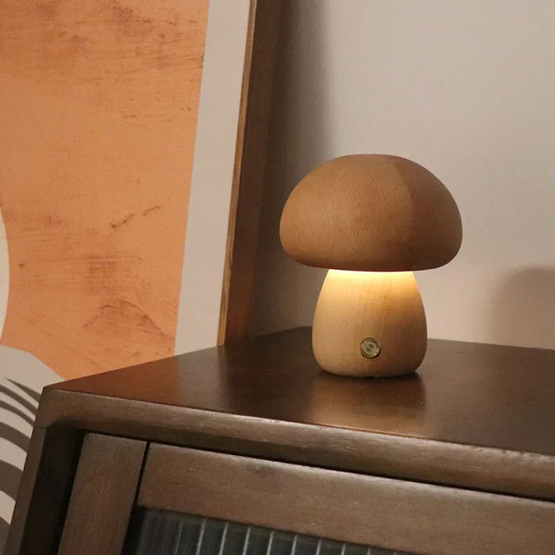 MushLume | Lampe en bois de champignon mystique