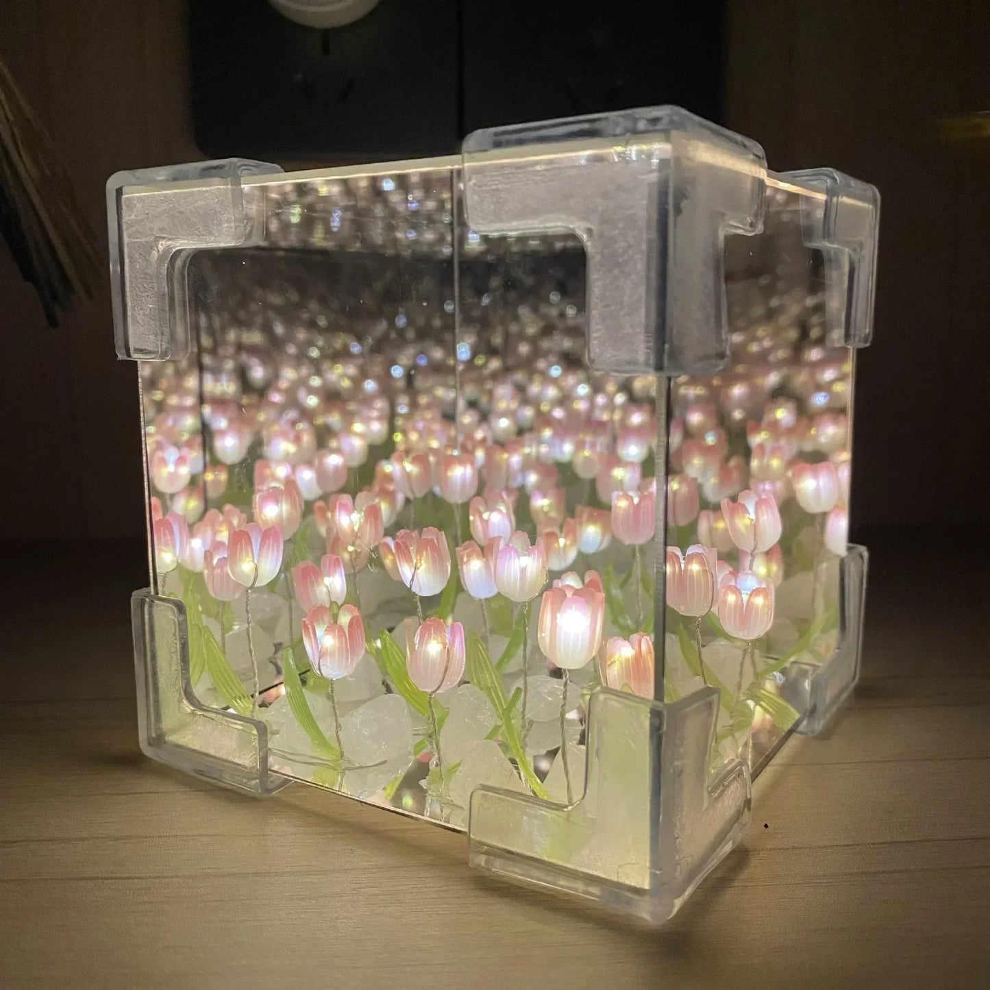 Lampe de Chevet Miroir LED 3D Tulipe Coloré