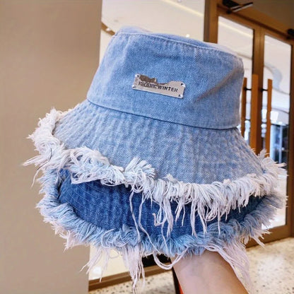 Bob Denim Effiloché – Style Brut Et Tendance Urbaine