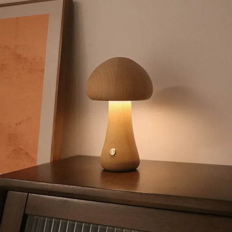 MushLume | Lampe en bois de champignon mystique
