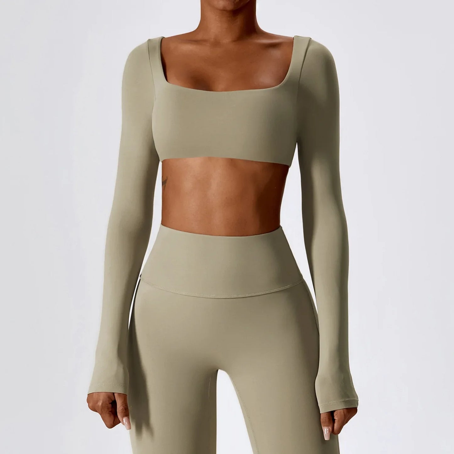 Femme crop top running