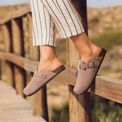 SUEDE Clog OLD MONEY