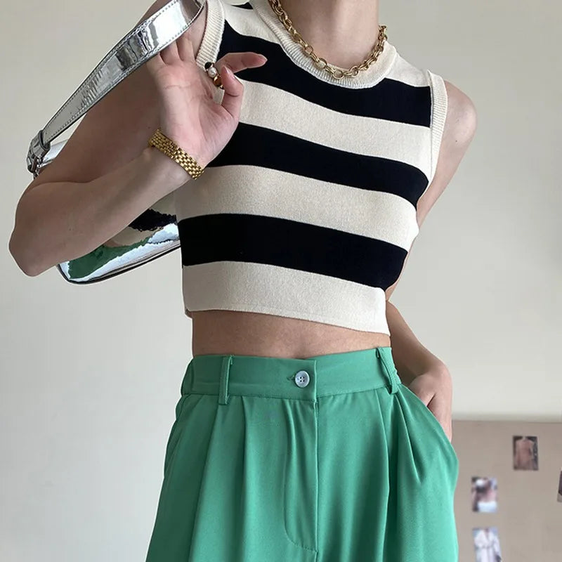 Crop top rayé noir et blanc