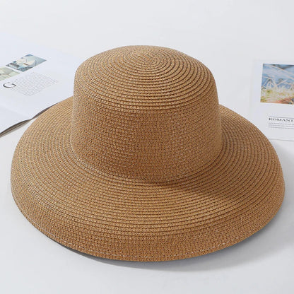 Chapeau de Paille à Large Bord – Forme Structurée Élancée