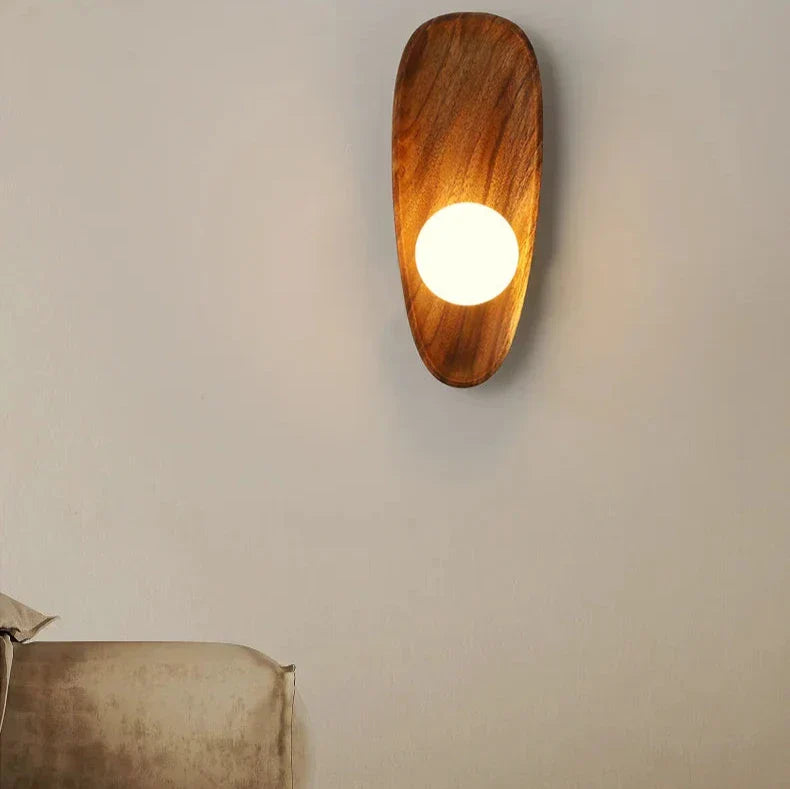 Applique Murale en Bois Naturel – Design Moderne et Chaleur Organique