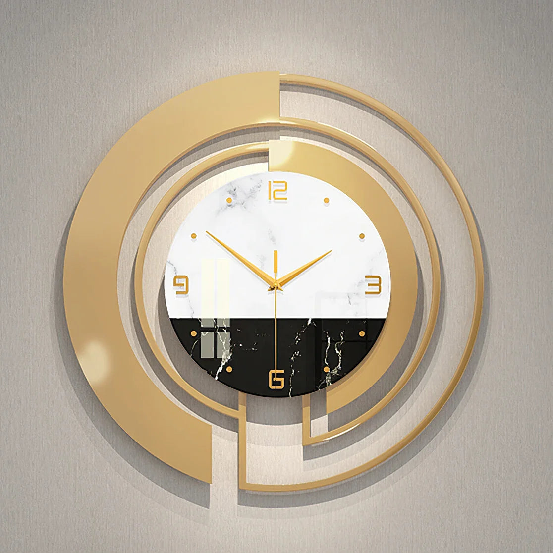 Horloge Murale Dorée