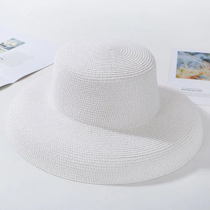 Chapeau de Paille à Large Bord – Forme Structurée Élancée