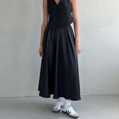 Old money skirts