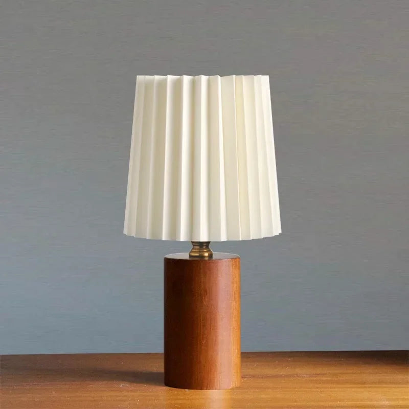 Lampe de Chevet Nordique Plissée en Bois