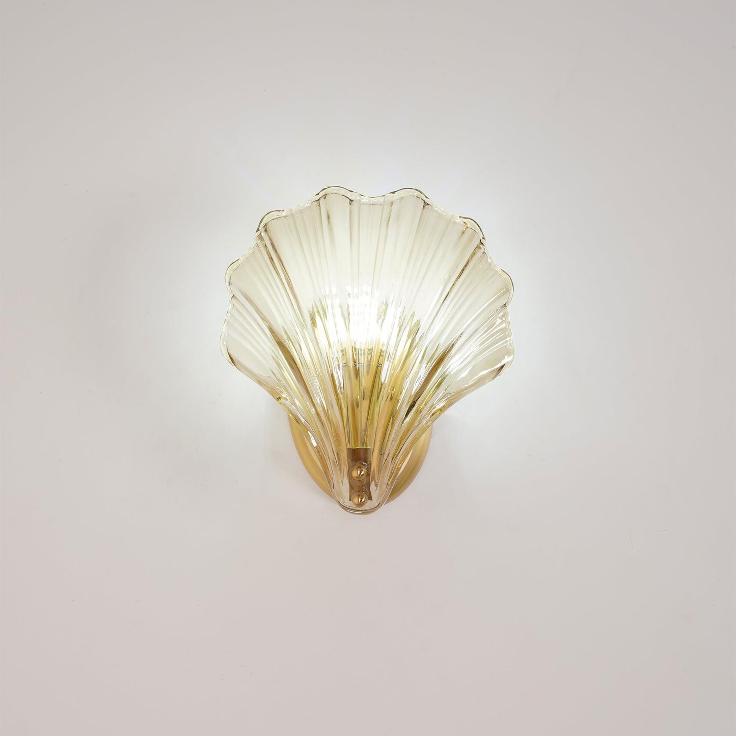 Applique Murale Design Coquillage en Laiton et Verre – Lampe LED Moderne