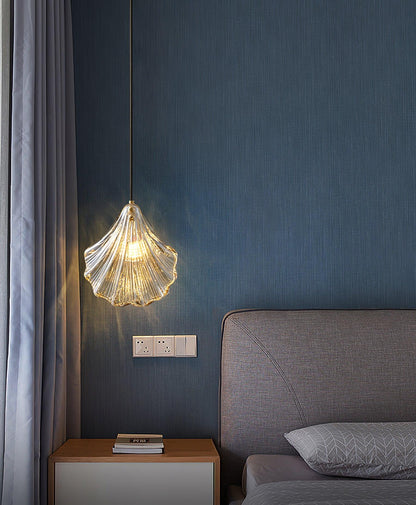 Suspension Mini Shell Design en Verre et Laiton – Lampe Moderne à Suspendre