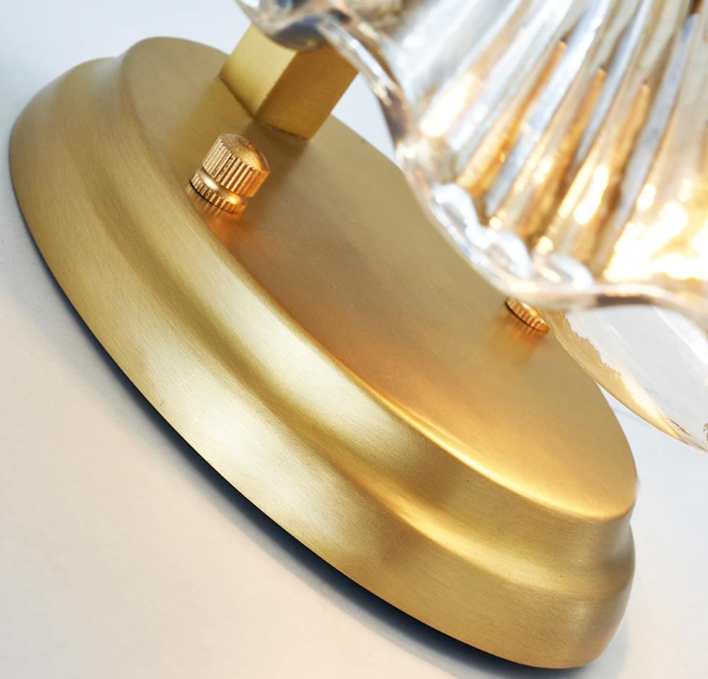 Applique Murale Design Coquillage en Laiton et Verre – Lampe LED Moderne