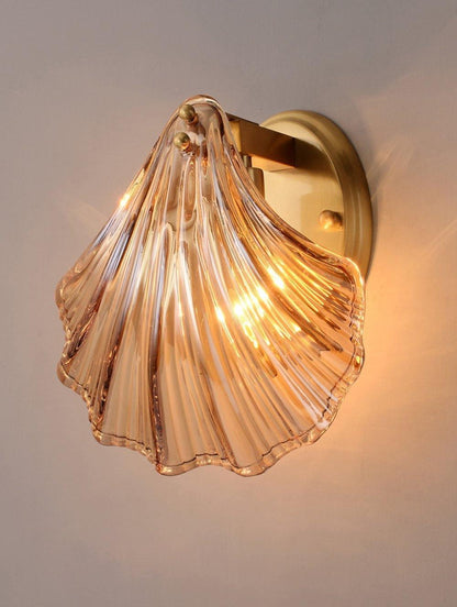 Applique Murale Design Coquillage en Laiton et Verre – Lampe LED Moderne