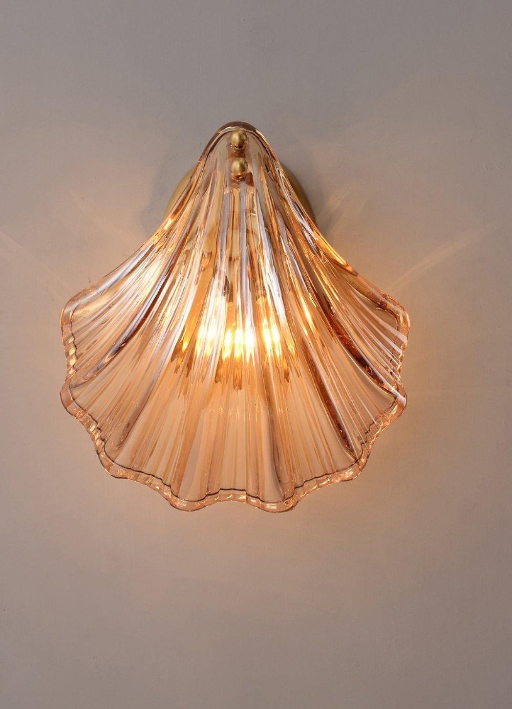 Applique Murale Design Coquillage en Laiton et Verre – Lampe LED Moderne