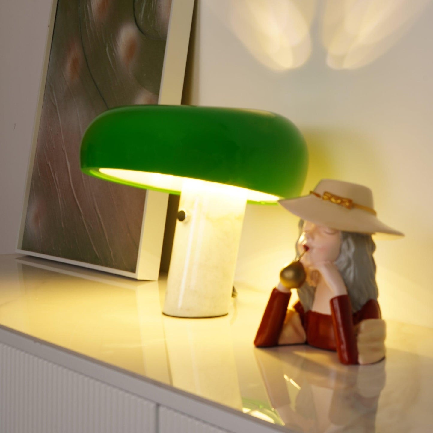 Lampe de Table StoneGlow en Marbre - Élégance Intemporelle et Design Moderne