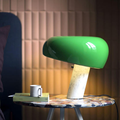 Lampe de Table StoneGlow en Marbre - Élégance Intemporelle et Design Moderne