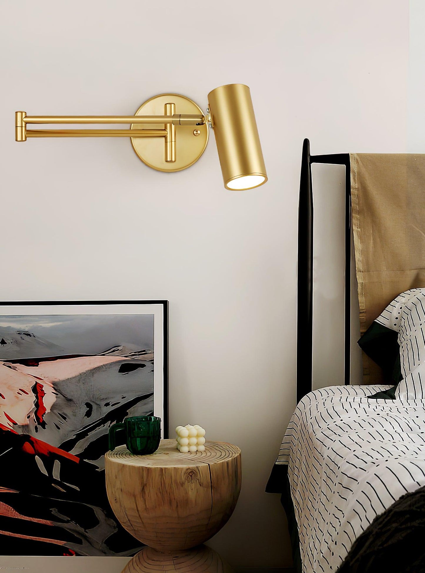 Applique Murale Moderne en Fer avec LED Intégrée - Design Élégant et Réglable