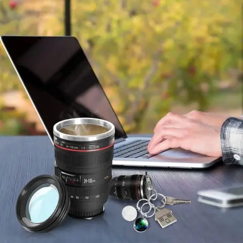 Tasse à Café avec Objectif d'appareil Photo