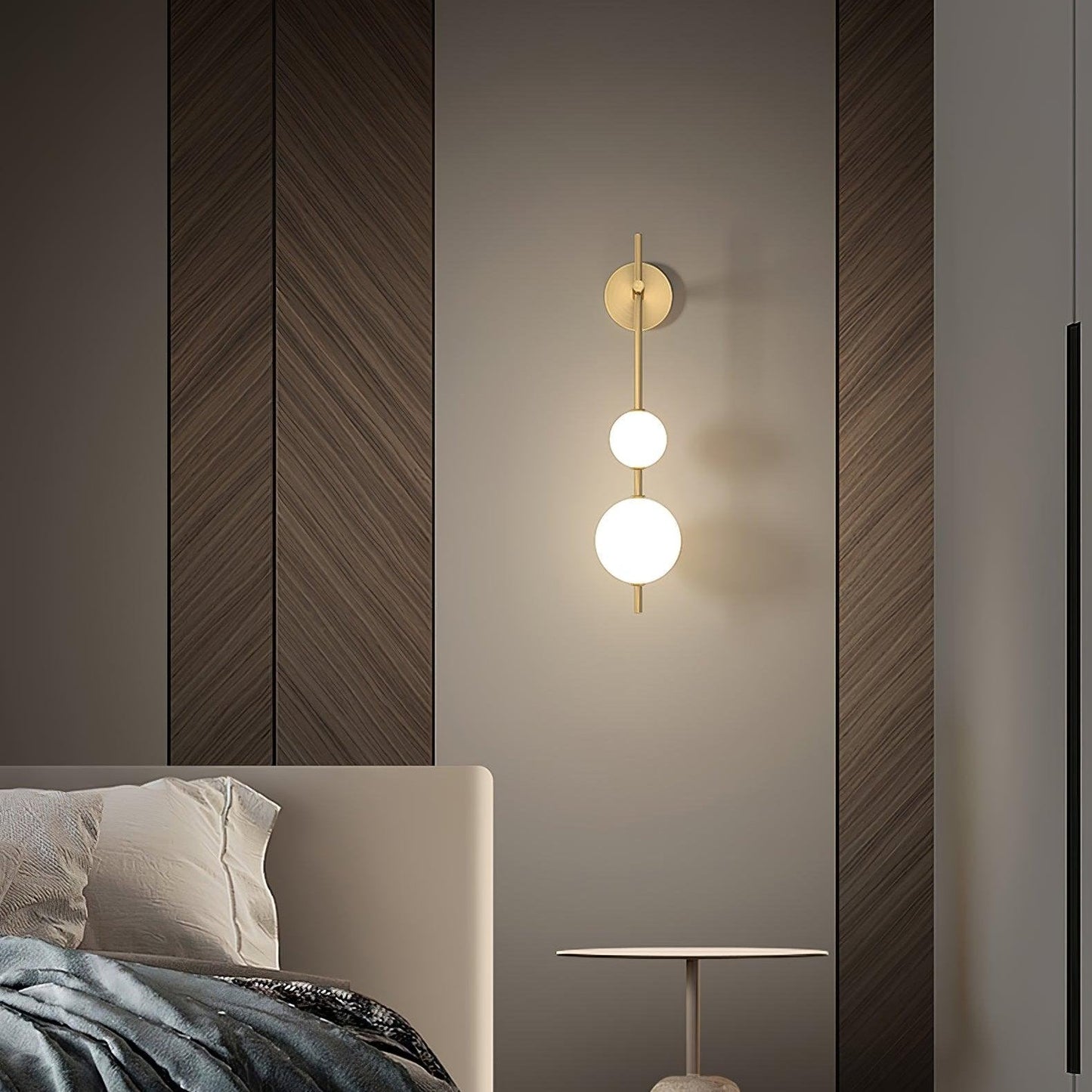Applique Murale Verticale en Globe de Verre – Éclairage Élégant et Moderne