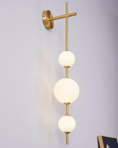 Applique Murale Verticale en Globe de Verre – Éclairage Élégant et Moderne