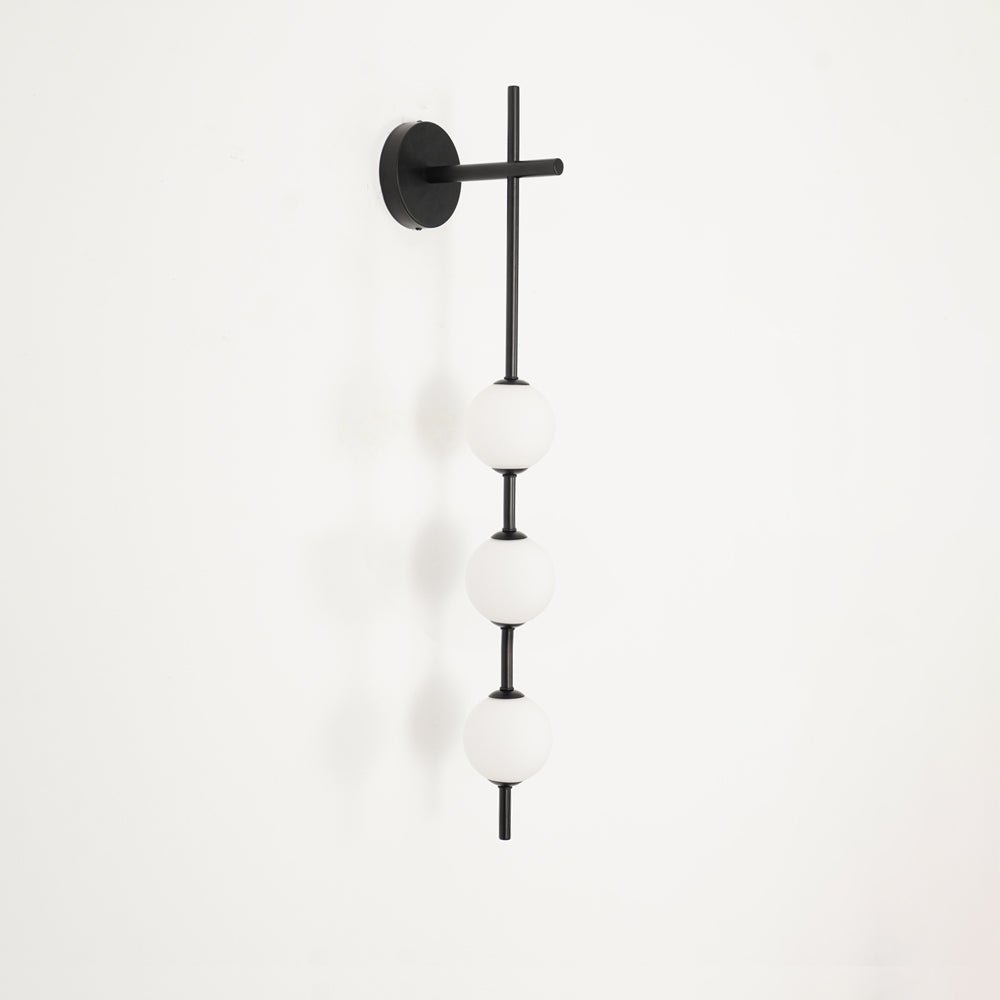 Applique Murale Verticale en Globe de Verre – Éclairage Élégant et Moderne