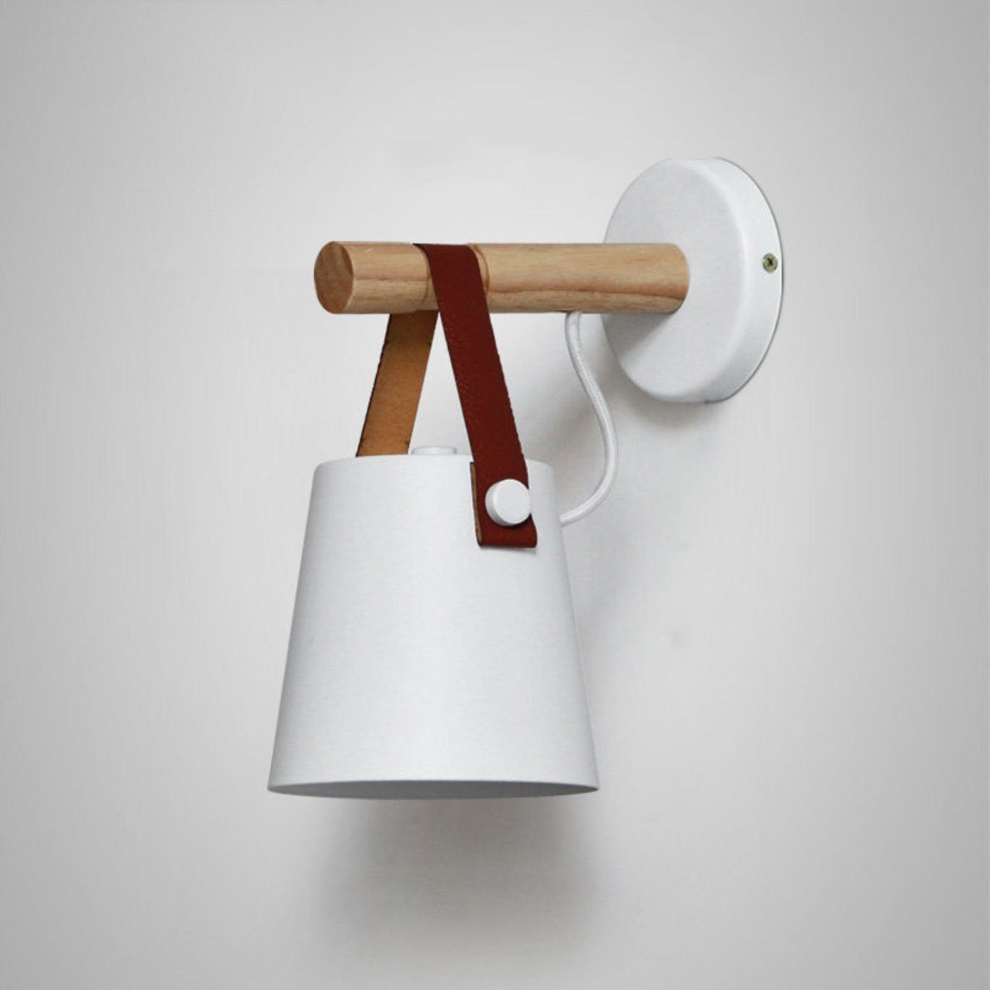 Applique Murale Scandinave en Bois et Cuir – Design Élégant avec Lumière LED Efficace
