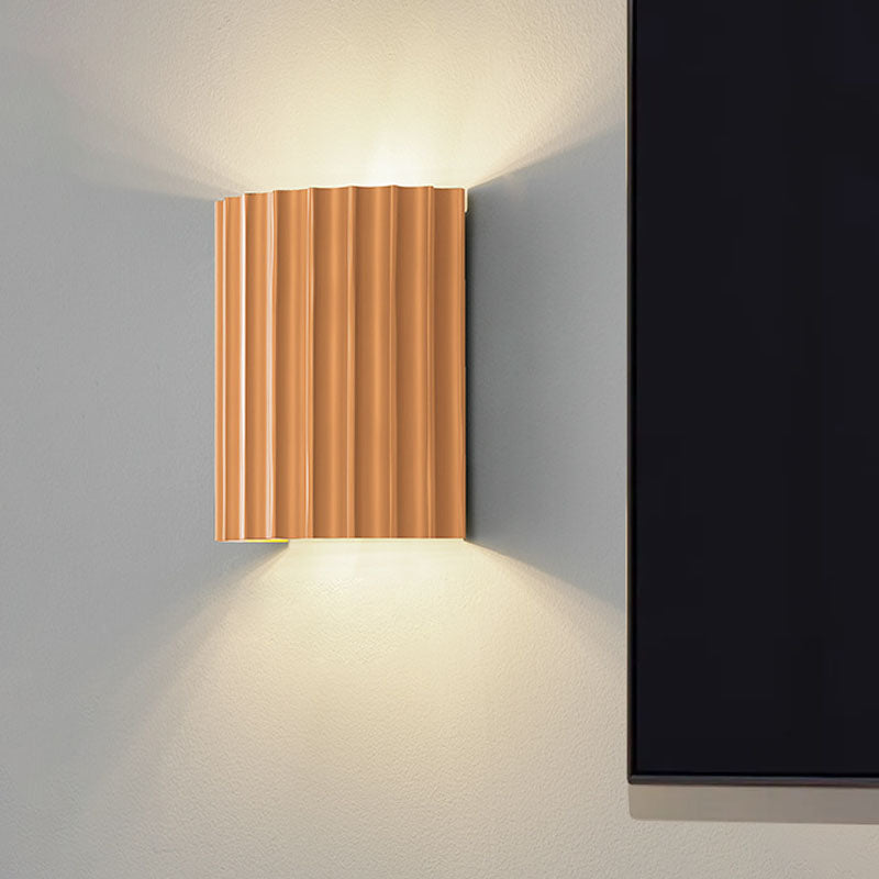 Applique Murale Design Moderne – Lampe à Abat-jour Froncé