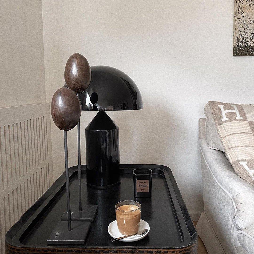 Lampe de Table Métal Lumino – Design Élégant & Éclairage Fonctionnel