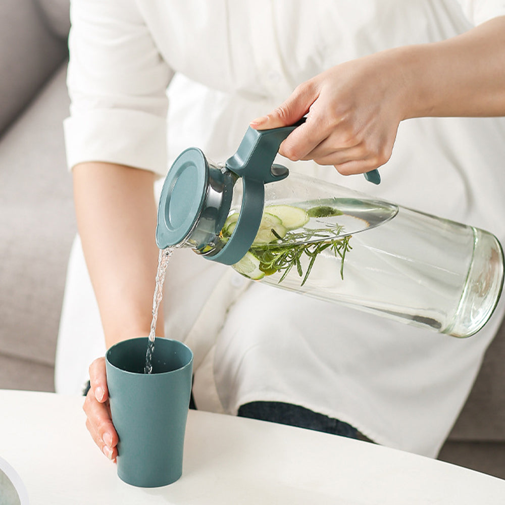 Carafe d'eau en verre avec couvercle et poignée