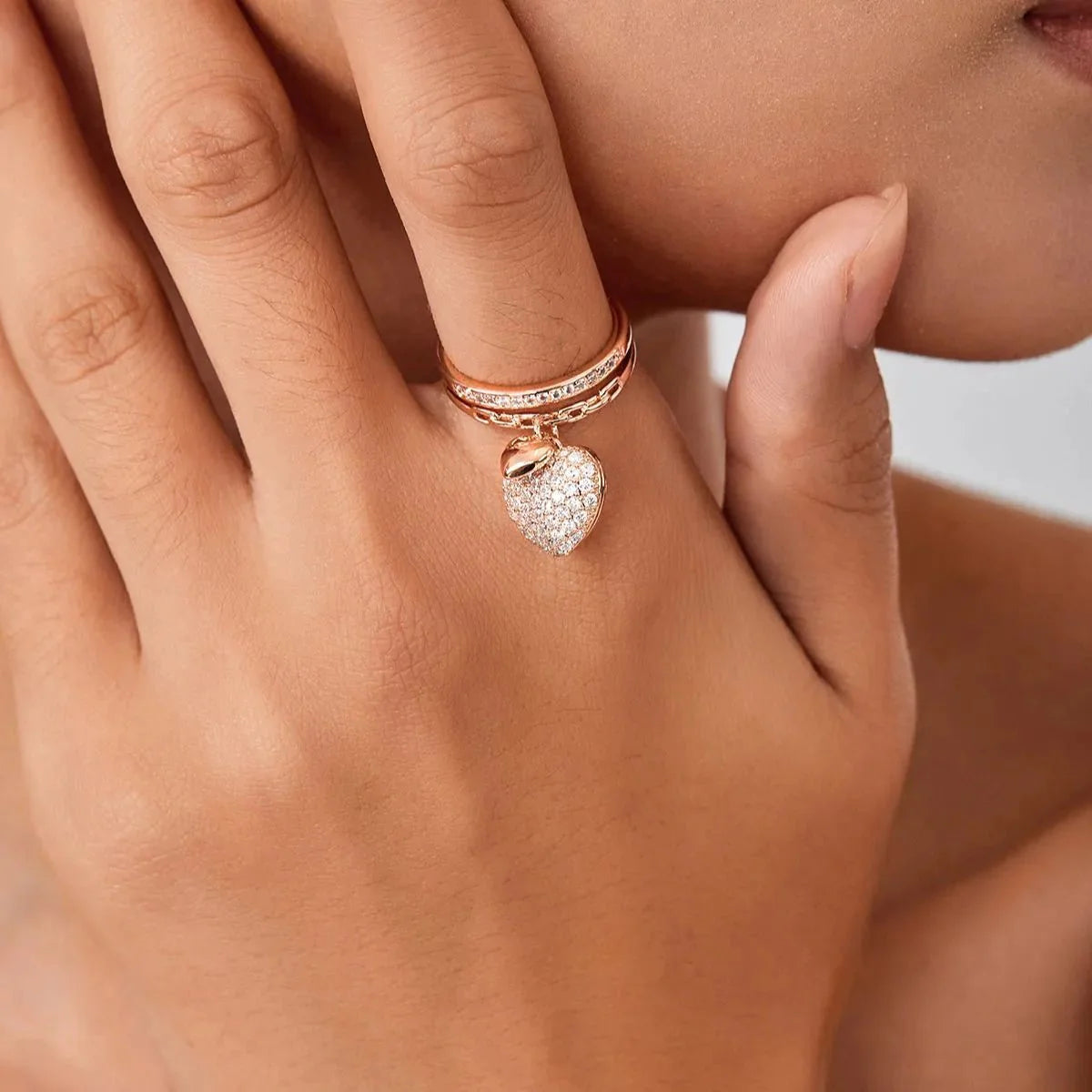 Bague pendentif coeurs diamants or / or rose / argent