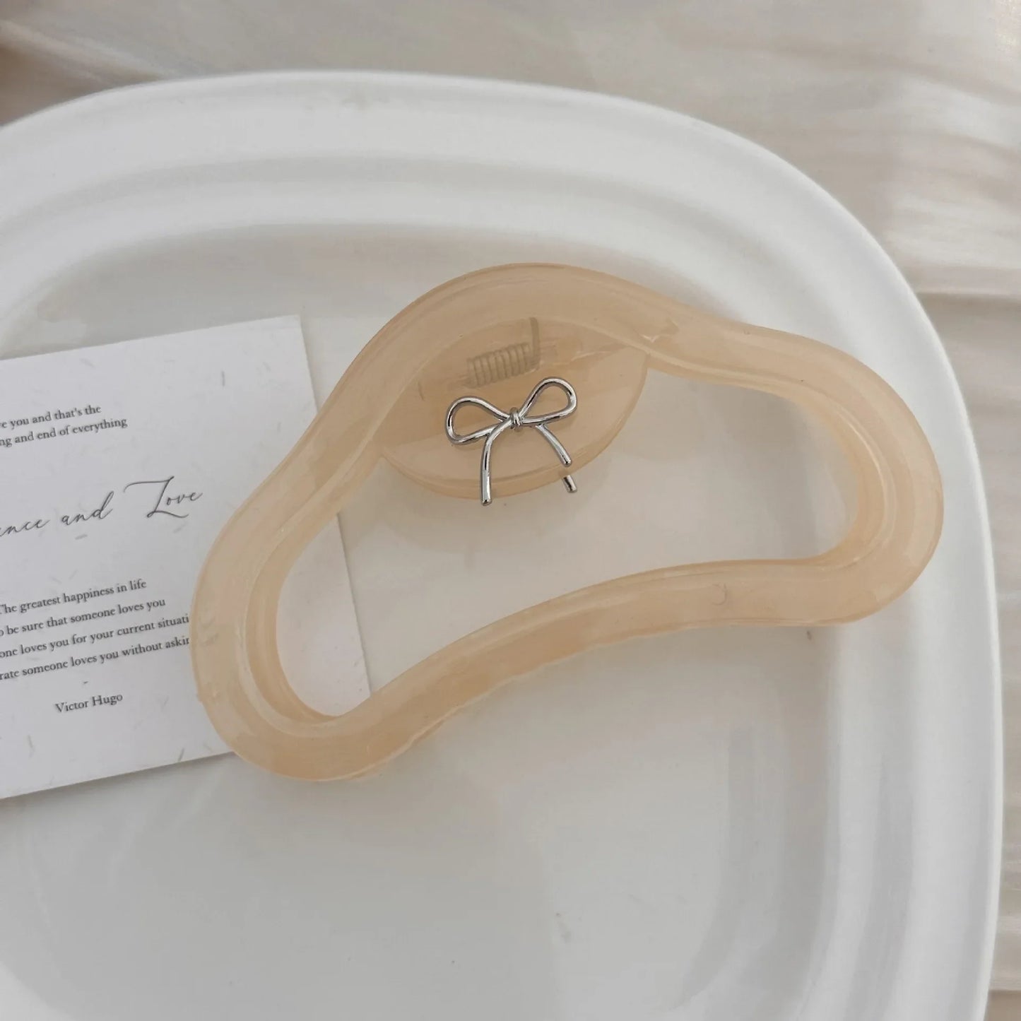 Barrette à cheveux avec petit nœud