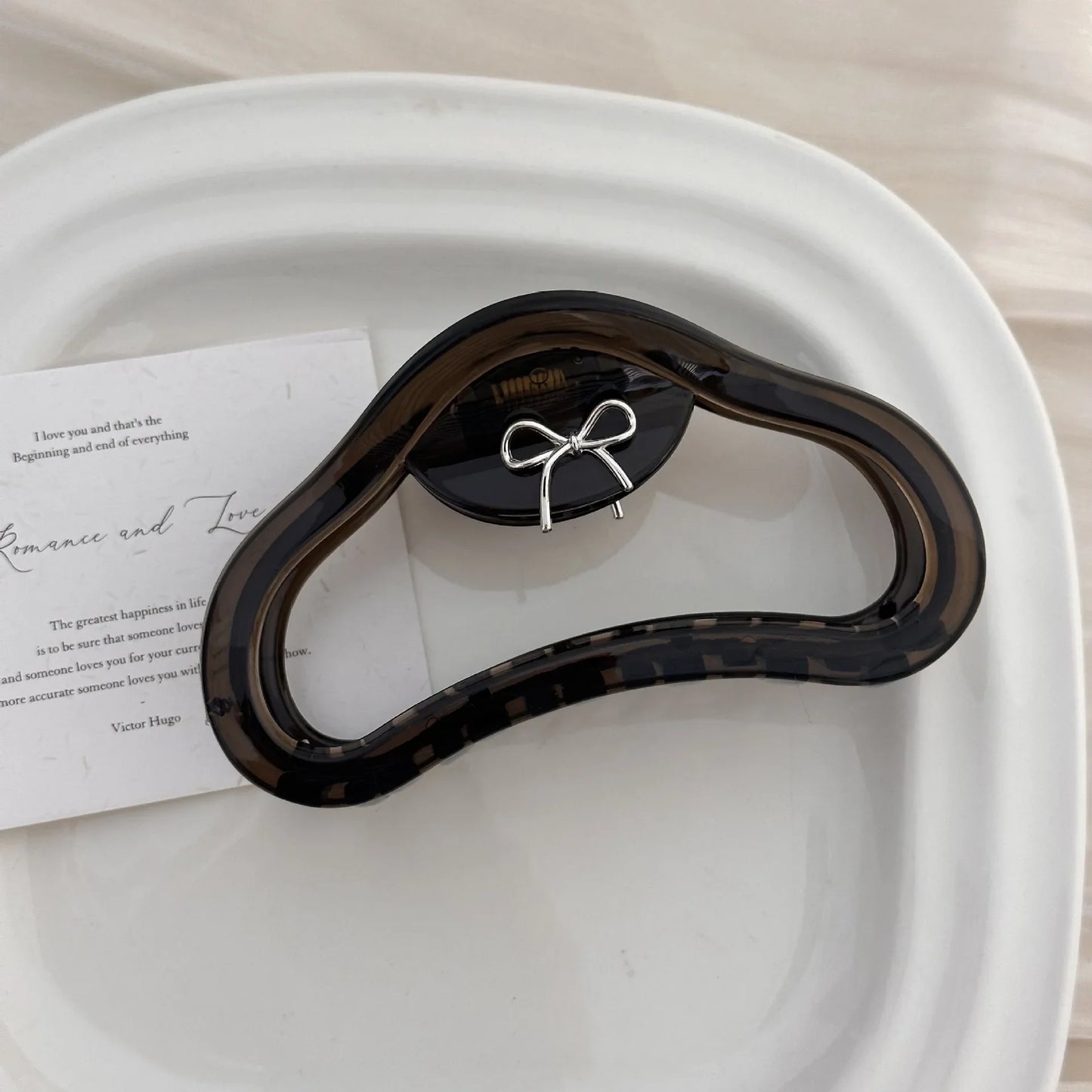 Barrette à cheveux avec petit nœud