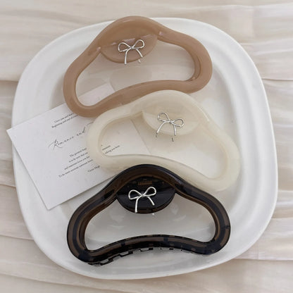 Barrette à cheveux avec petit nœud
