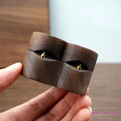 Boîte à bagues en bois en forme de cœur