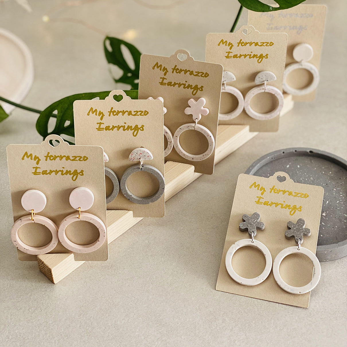Boucle d’oreilles duo terrazzo artisanales en jesmonite