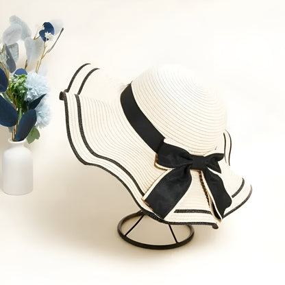 Chapeau de Paille - ChicChroma