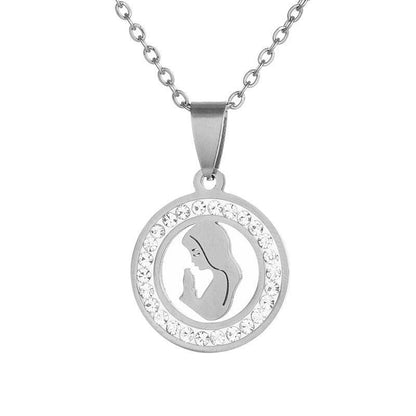 Collier avec pendentif circulaire et strass ajouré avec la Vierge Marie priant en plaqué or - MonPendentif