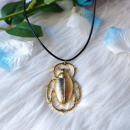Collier en corde avec pendentif scarabée géant - MonPendentif