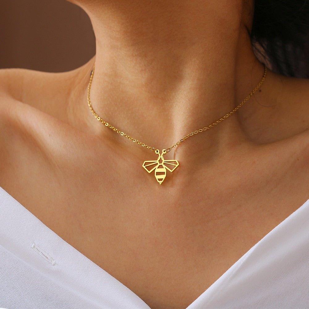 Collier pendentif abeille plat géométrique plaqué or / argent