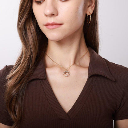 Collier pendentif arbre de vie en relief rond en relief avec strass