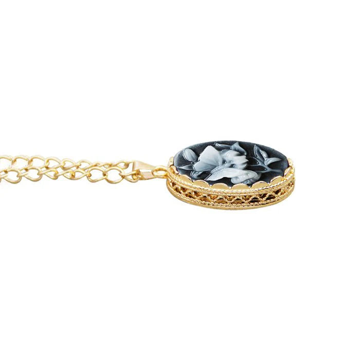 Collier pendentif camée fleur obscure plaqué or