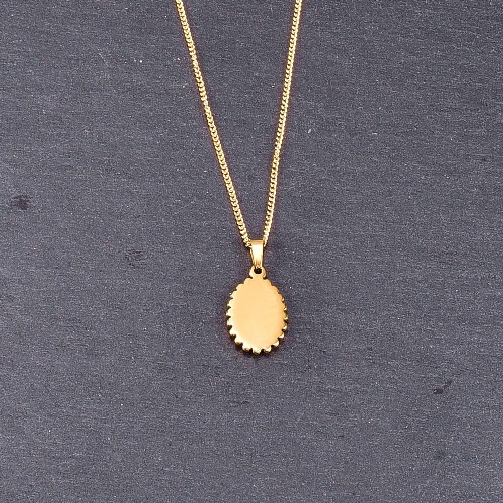 Collier pendentif camée portrait baroque en or pur 18k