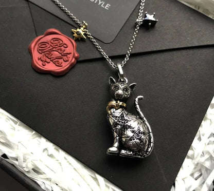 Collier pendentif chat égyptien en or 18k plaqué argent