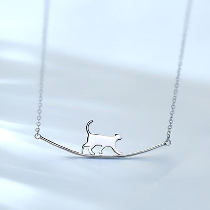 Collier pendentif chat marchant en argent 925